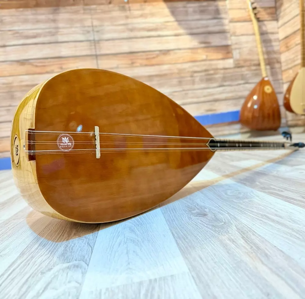 Dut Bağlama Kısa Sap Dut Bağlama Kısa Sap