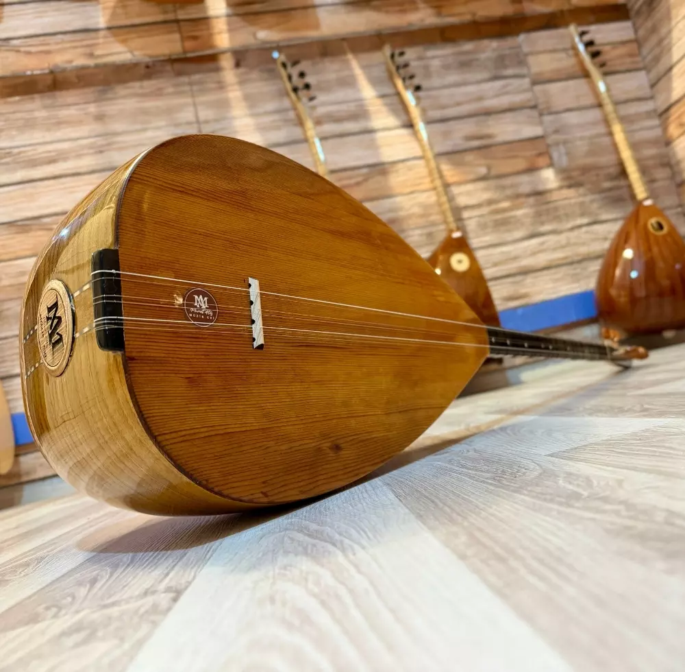 Dut Bağlama Kısa Sap Dut Bağlama Kısa Sap