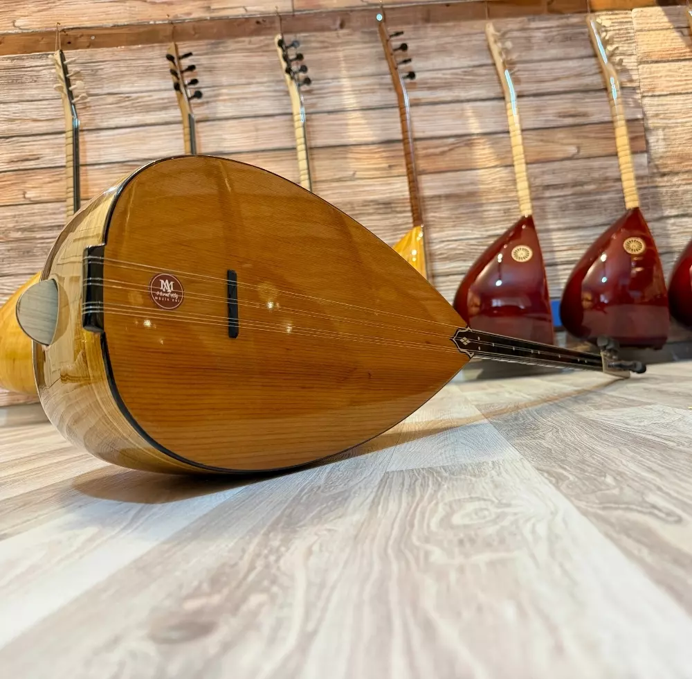 Dut Bağlama Yarı Profesyonel Dut Bağlama Yarı Profesyonel