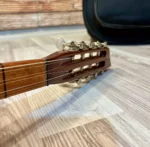 Gitar Burgulu Bağlama