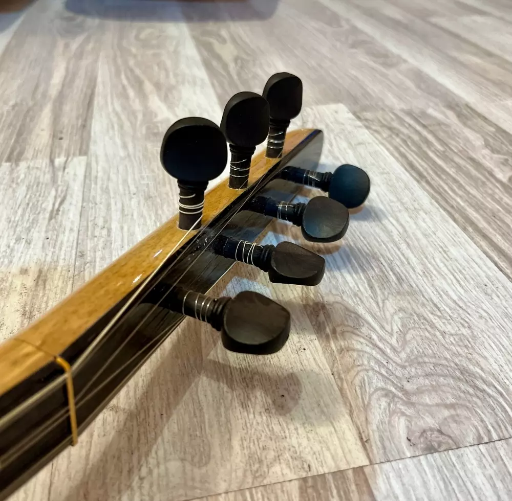 Profesyonel Dut Bağlama Kısa Sap Profesyonel Dut Bağlama Kısa Sap