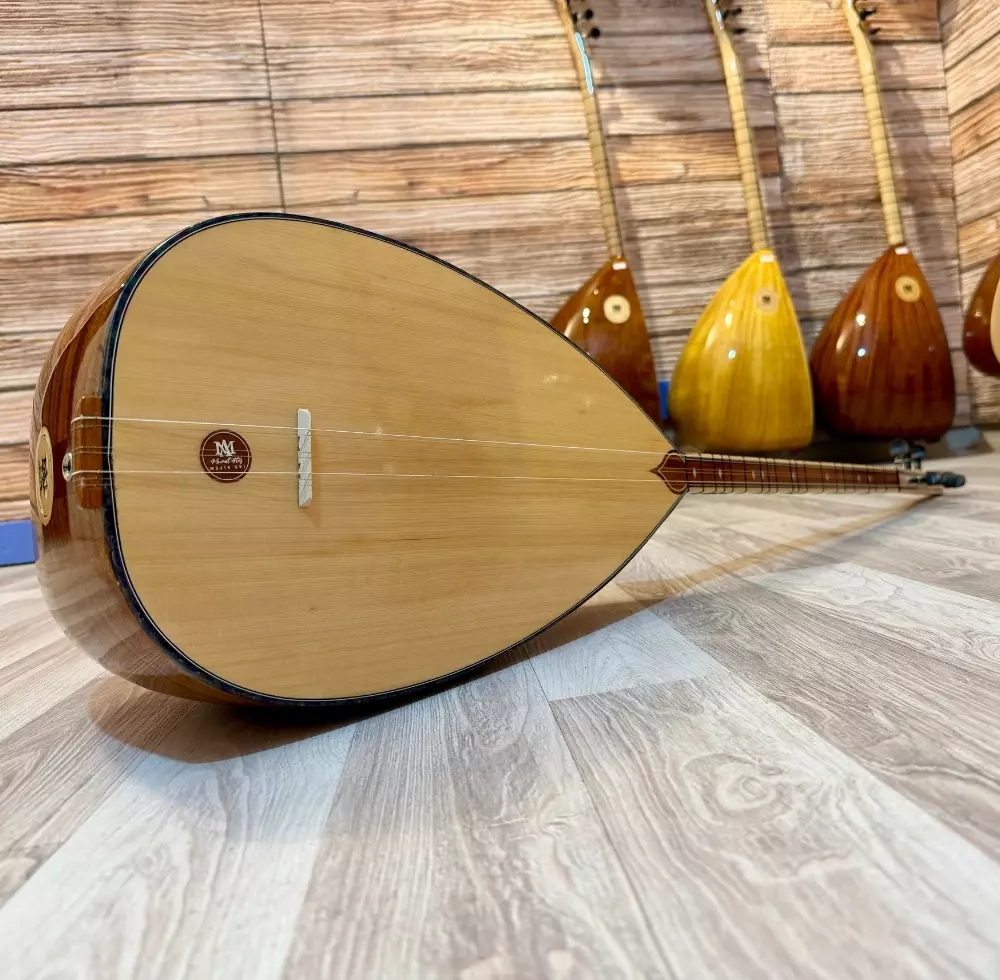 Maun Kısa Sap Bağlama Maun Kısa Sap Bağlama