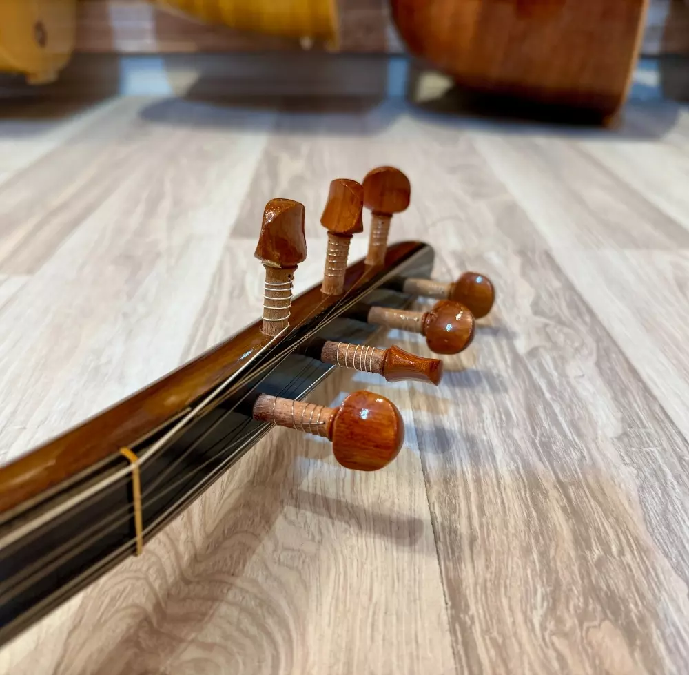 Profesyonel Maun Bağlama Kısa Sap Profesyonel Maun Bağlama Kısa Sap