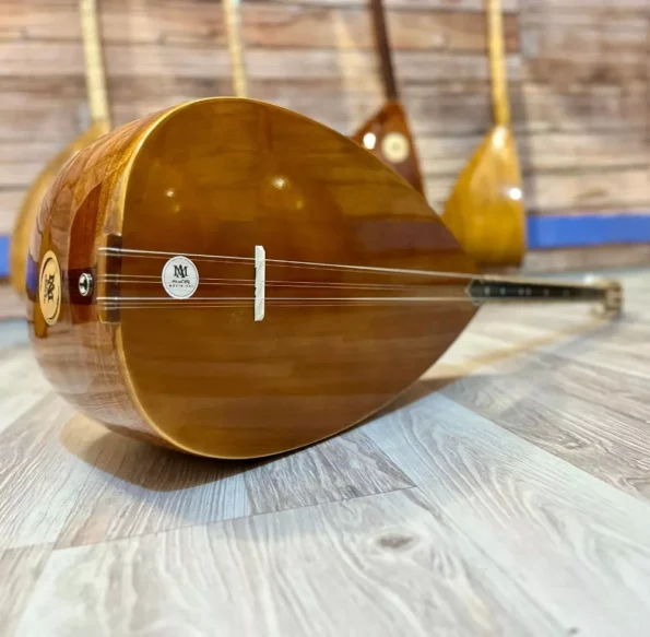 Gitar Burgulu Maun Bağlama