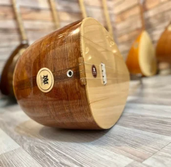 Gitar Burgulu Maun Bağlama