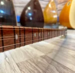 Gitar Başlıklı Bağlama