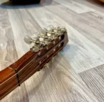 Gitar Başlıklı Bağlama
