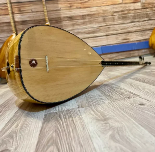 Kısa Sap Dut Bağlama