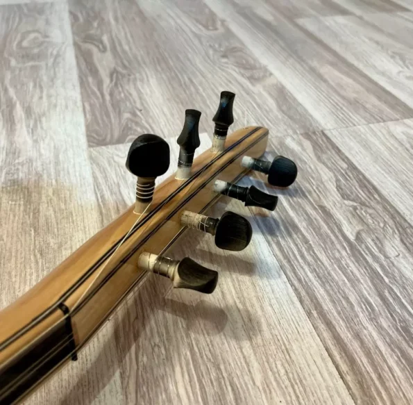 Kısa Sap Dut Bağlama