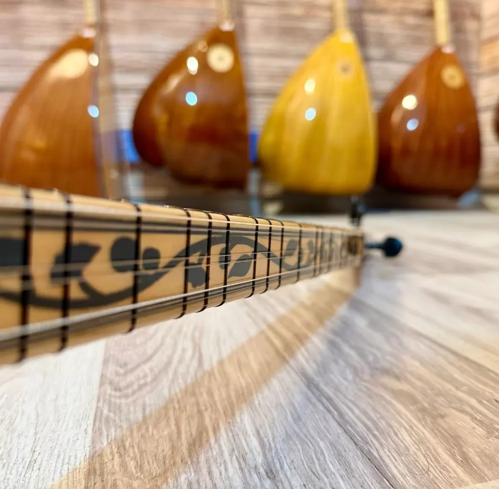 Maun Bağlama Kısa Sap Maun Bağlama Kısa Sap