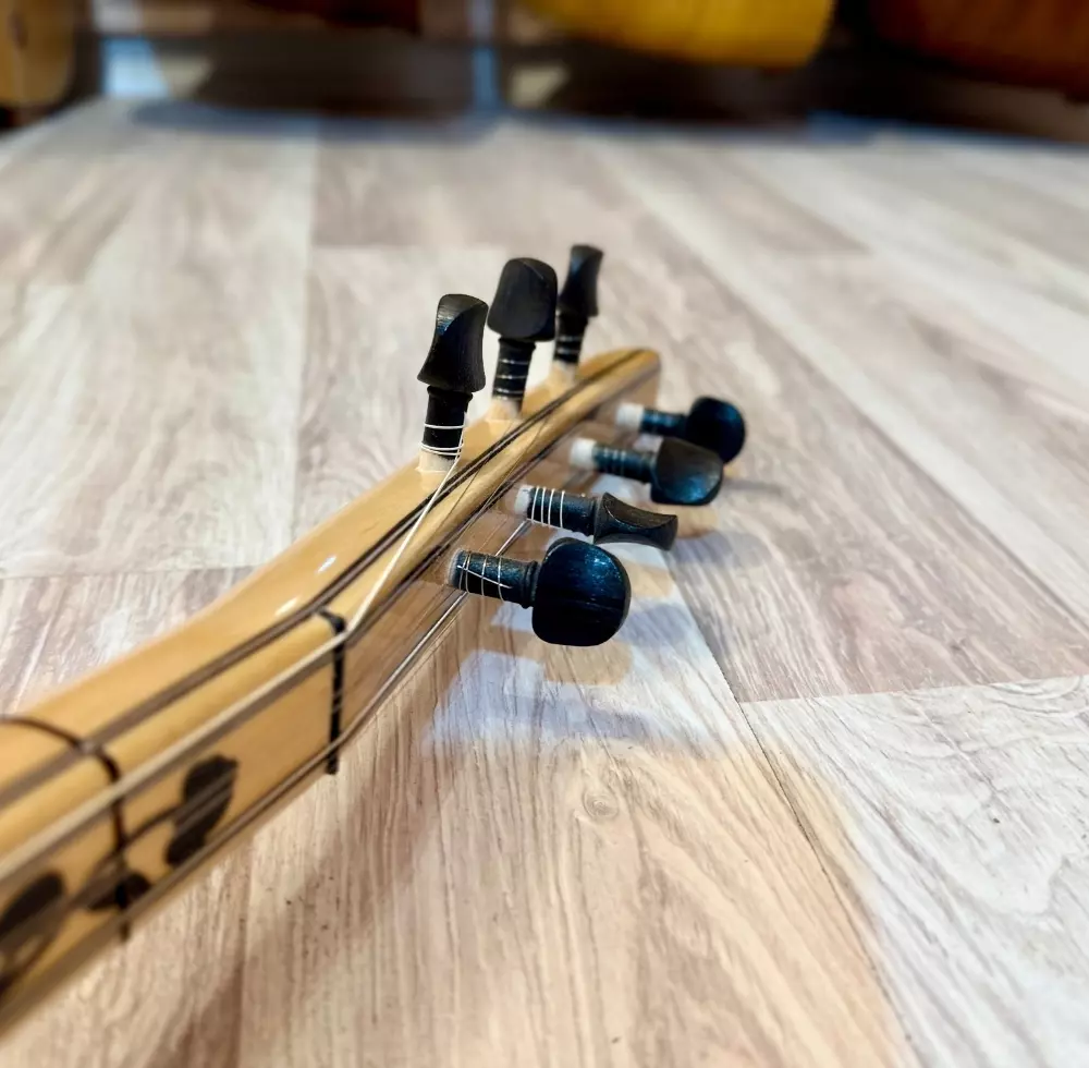 Maun Bağlama Kısa Sap Maun Bağlama Kısa Sap