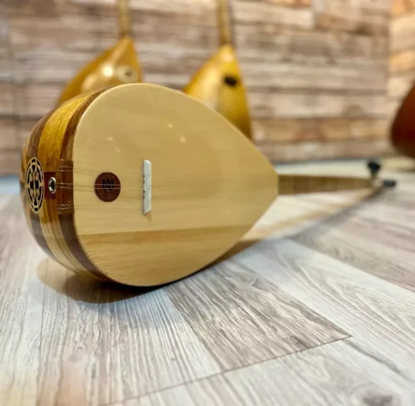 Cura Bağlama Saz