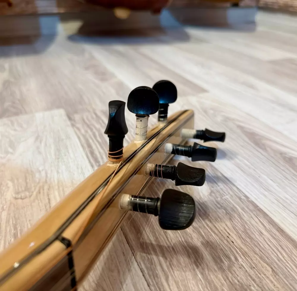 Kısa Sap Bağlama Kısa Sap Bağlama