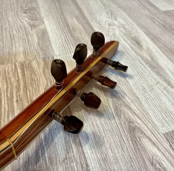 Kelebek Kısa Sap Bağlama