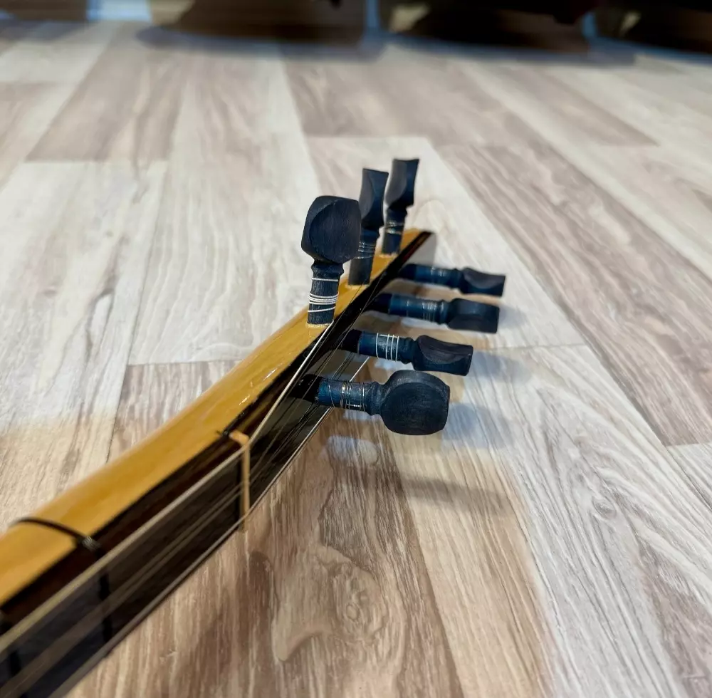 Dut Kısa Sap Bağlama Dut Kısa Sap Bağlama